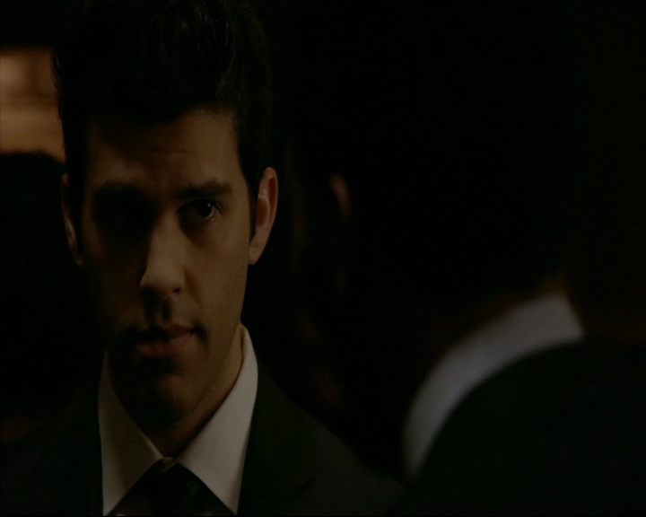 VampireDiaries-dot-nl_TheOriginals4x06BagOfCobras0706.jpg
