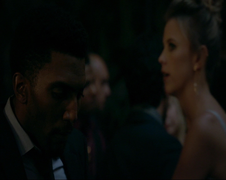 VampireDiaries-dot-nl_TheOriginals4x06BagOfCobras1524.jpg VampireDiaries-dot-nl_TheOriginals4x06BagOfCobras1524.jpg