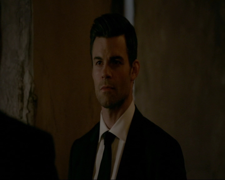 VampireDiaries-dot-nl_TheOriginals4x06BagOfCobras1669.jpg