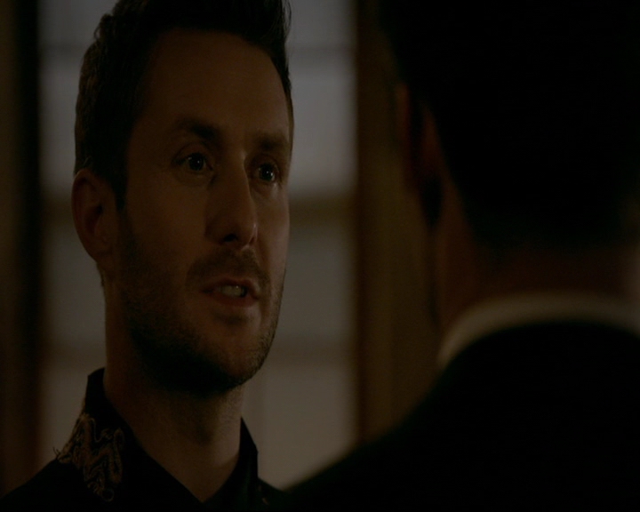 VampireDiaries-dot-nl_TheOriginals4x06BagOfCobras1697.jpg