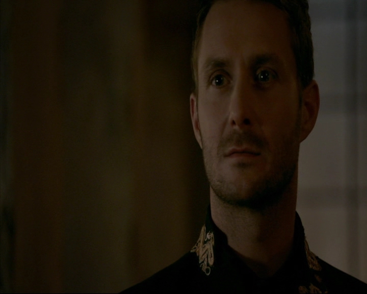 VampireDiaries-dot-nl_TheOriginals4x06BagOfCobras1824.jpg