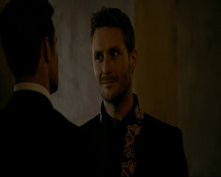 VampireDiaries-dot-nl_TheOriginals4x06BagOfCobras1862.jpg