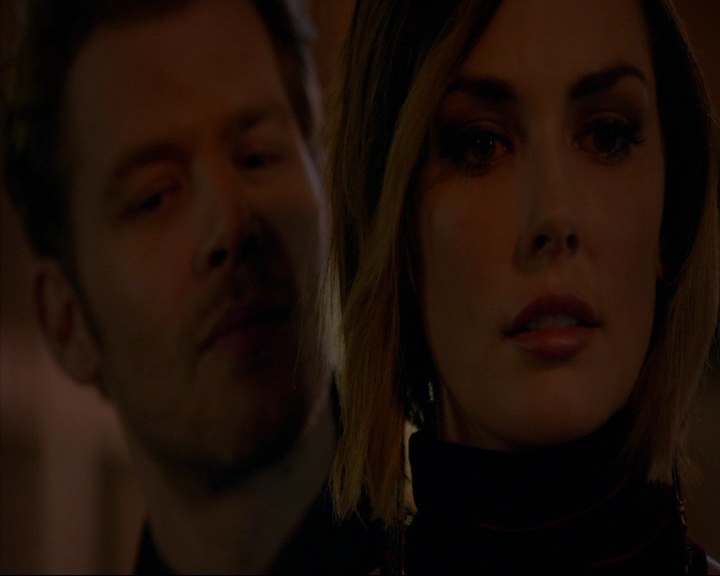 VampireDiaries-dot-nl_TheOriginals4x06BagOfCobras1986.jpg VampireDiaries-dot-nl_TheOriginals4x06BagOfCobras1986.jpg