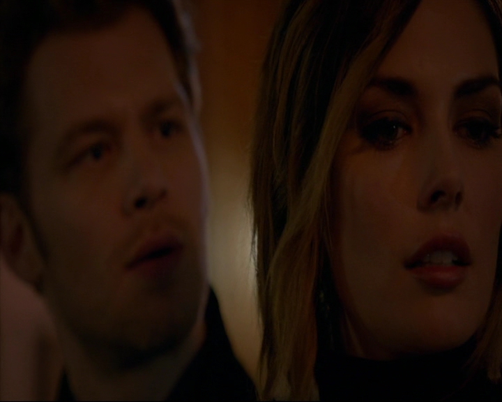 VampireDiaries-dot-nl_TheOriginals4x06BagOfCobras1989.jpg VampireDiaries-dot-nl_TheOriginals4x06BagOfCobras1989.jpg