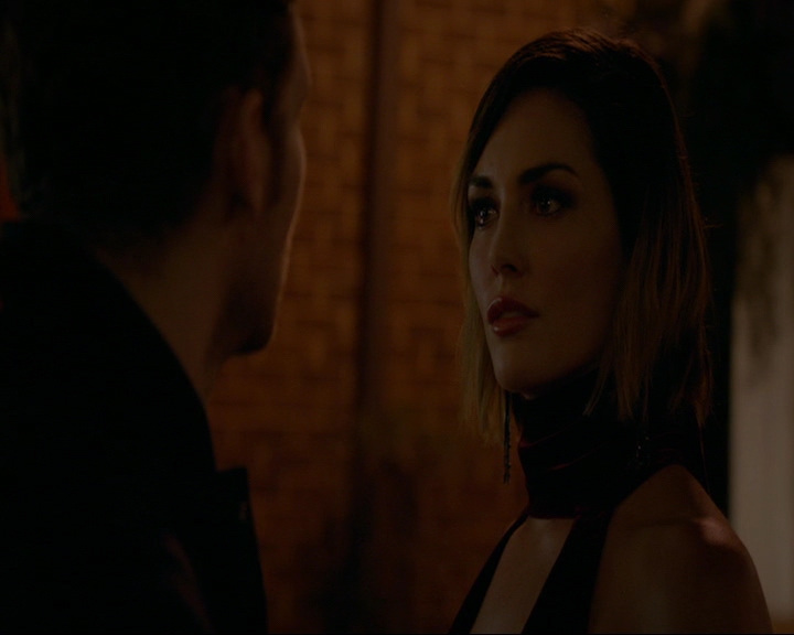 VampireDiaries-dot-nl_TheOriginals4x06BagOfCobras2002.jpg VampireDiaries-dot-nl_TheOriginals4x06BagOfCobras2002.jpg