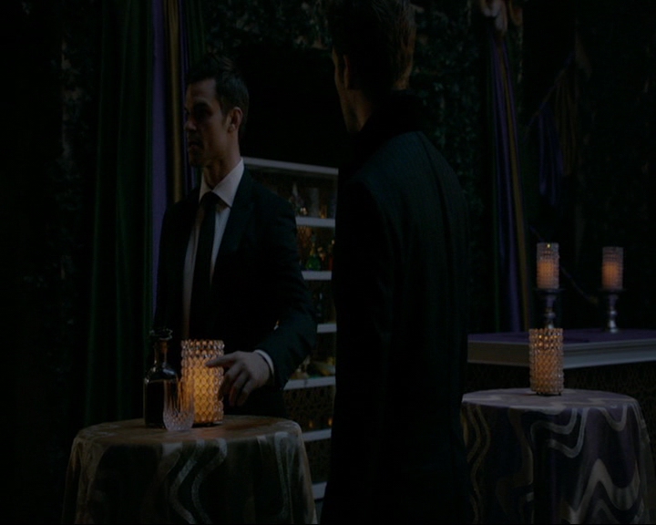 VampireDiaries-dot-nl_TheOriginals4x06BagOfCobras2254.jpg