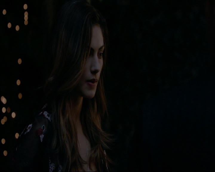 VampireDiaries-dot-nl_TheOriginals4x06BagOfCobras2282.jpg