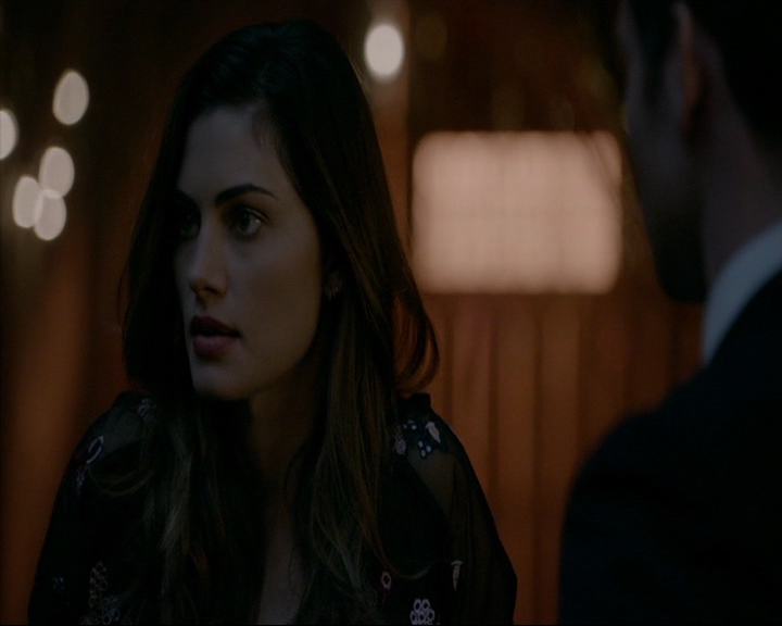 VampireDiaries-dot-nl_TheOriginals4x06BagOfCobras2294.jpg