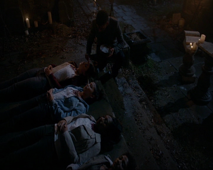 VampireDiaries-dot-nl_TheOriginals4x07HighWaterandaDevilsDaughter0997.jpg
