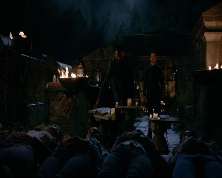 VampireDiaries-dot-nl_TheOriginals4x07HighWaterandaDevilsDaughter1023.jpg VampireDiaries-dot-nl_TheOriginals4x07HighWaterandaDevilsDaughter1023.jpg