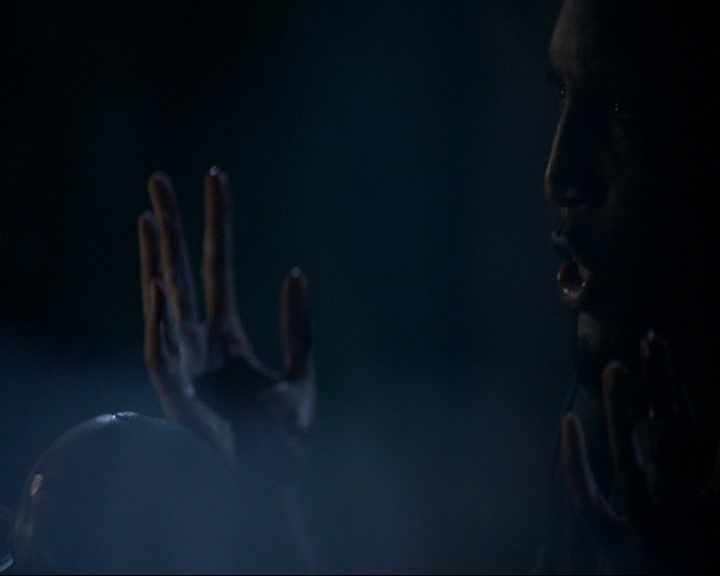 VampireDiaries-dot-nl_TheOriginals4x07HighWaterandaDevilsDaughter1385.jpg VampireDiaries-dot-nl_TheOriginals4x07HighWaterandaDevilsDaughter1385.jpg