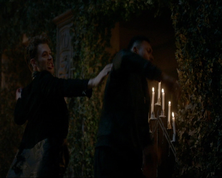 VampireDiaries-dot-nl_TheOriginals4x07HighWaterandaDevilsDaughter1424.jpg