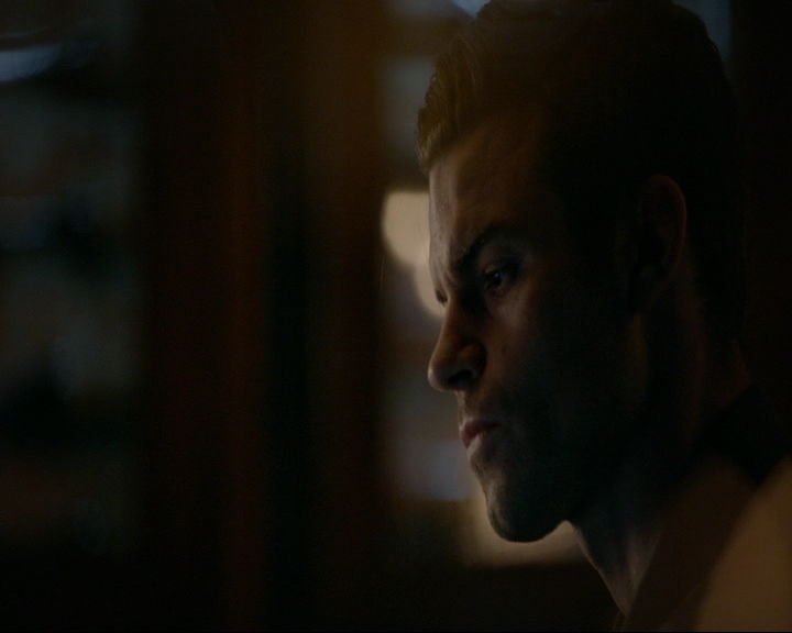 VampireDiaries-dot-nl_TheOriginals4x07HighWaterandaDevilsDaughter1914.jpg VampireDiaries-dot-nl_TheOriginals4x07HighWaterandaDevilsDaughter1914.jpg