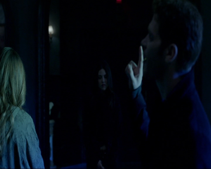 VampireDiaries-dot-nl_TheOriginals4x08VoodooInMyBlood0619.jpg