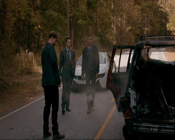 VampireDiaries-dot-nl_TheOriginals4x08VoodooInMyBlood1012.jpg