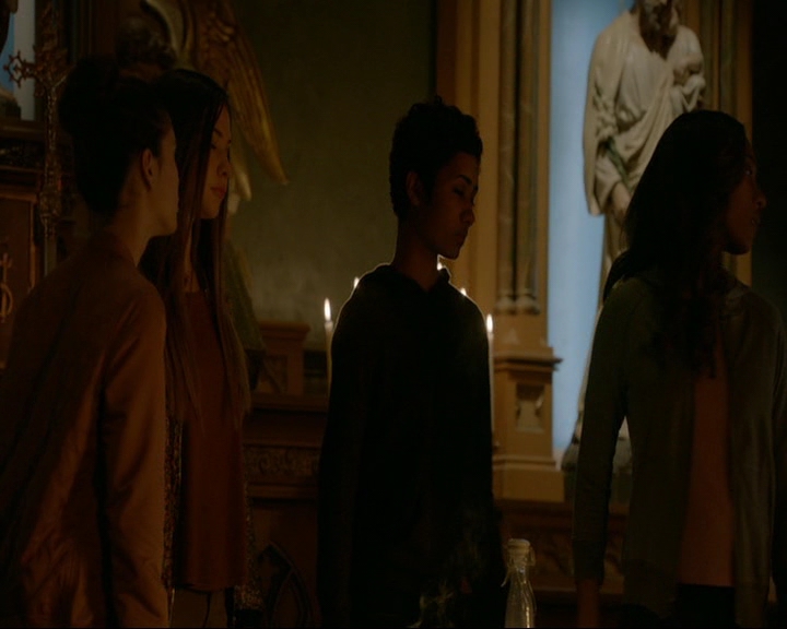 VampireDiaries-dot-nl_TheOriginals4x08VoodooInMyBlood1295.jpg VampireDiaries-dot-nl_TheOriginals4x08VoodooInMyBlood1295.jpg
