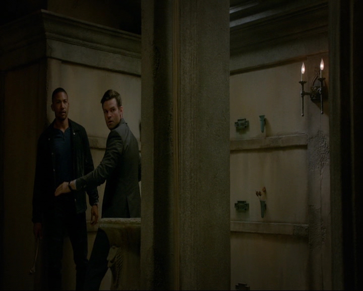 VampireDiaries-dot-nl_TheOriginals4x08VoodooInMyBlood1399.jpg VampireDiaries-dot-nl_TheOriginals4x08VoodooInMyBlood1399.jpg