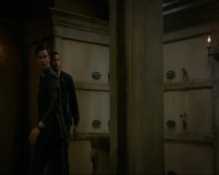 VampireDiaries-dot-nl_TheOriginals4x08VoodooInMyBlood1400.jpg VampireDiaries-dot-nl_TheOriginals4x08VoodooInMyBlood1400.jpg