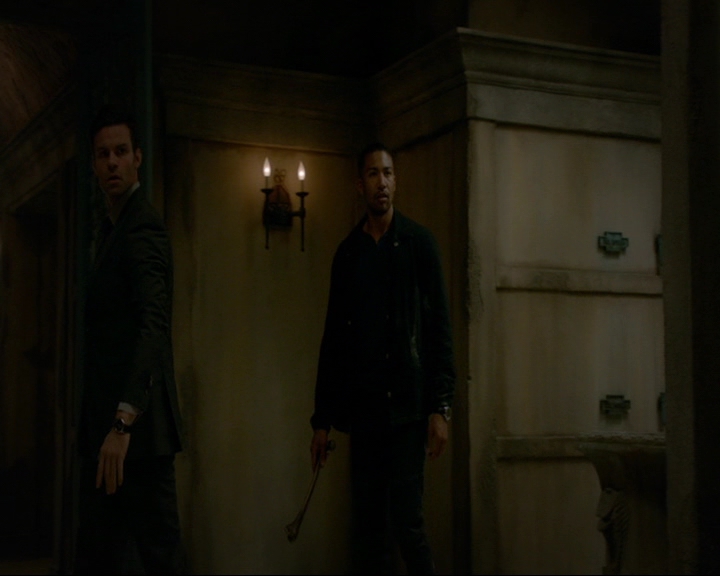 VampireDiaries-dot-nl_TheOriginals4x08VoodooInMyBlood1402.jpg VampireDiaries-dot-nl_TheOriginals4x08VoodooInMyBlood1402.jpg
