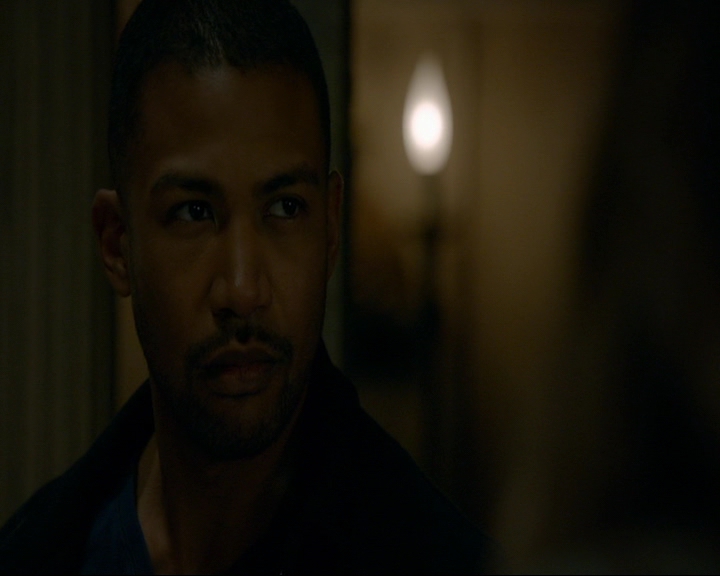 VampireDiaries-dot-nl_TheOriginals4x08VoodooInMyBlood1605.jpg VampireDiaries-dot-nl_TheOriginals4x08VoodooInMyBlood1605.jpg