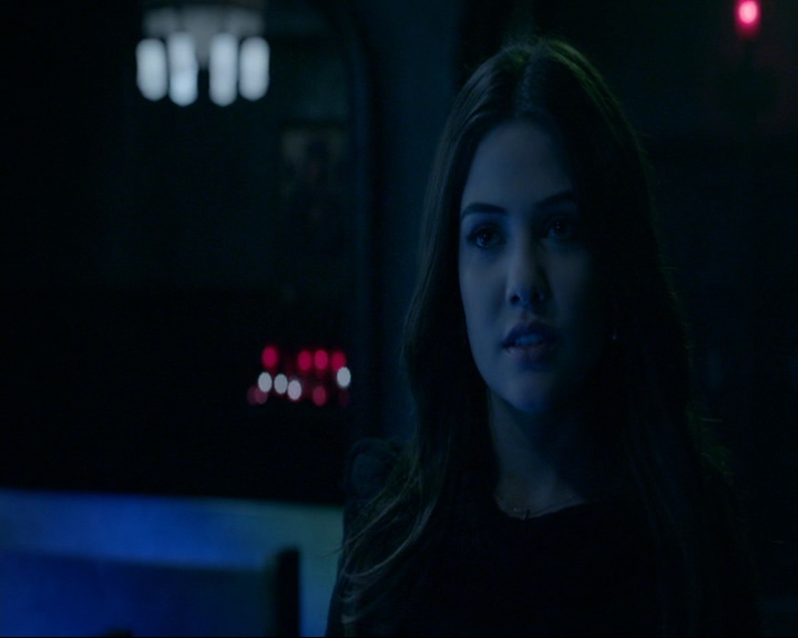 VampireDiaries-dot-nl_TheOriginals4x08VoodooInMyBlood1625.jpg VampireDiaries-dot-nl_TheOriginals4x08VoodooInMyBlood1625.jpg