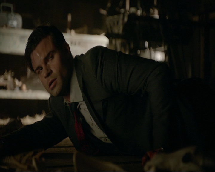 VampireDiaries-dot-nl_TheOriginals4x09QueenDeath0013.jpg