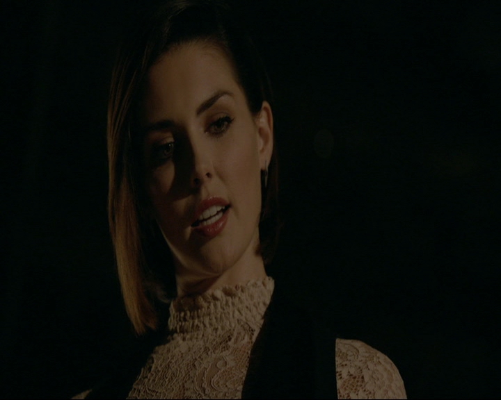 VampireDiaries-dot-nl_TheOriginals4x09QueenDeath0032.jpg
