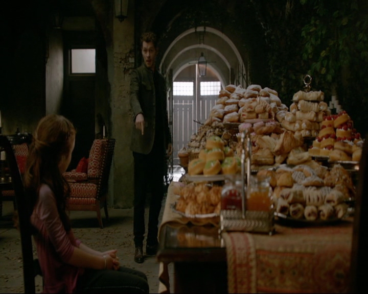 VampireDiaries-dot-nl_TheOriginals4x09QueenDeath0164.jpg