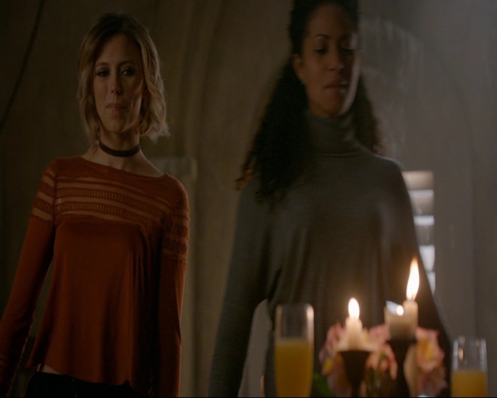 VampireDiaries-dot-nl_TheOriginals4x09QueenDeath0342.jpg