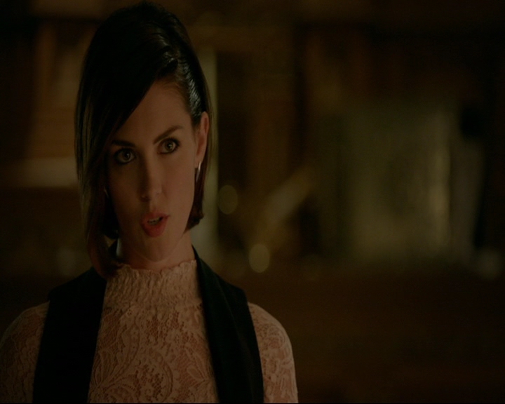 VampireDiaries-dot-nl_TheOriginals4x09QueenDeath0424.jpg