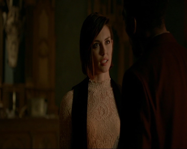 VampireDiaries-dot-nl_TheOriginals4x09QueenDeath0438.jpg