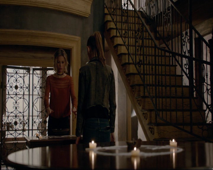 VampireDiaries-dot-nl_TheOriginals4x09QueenDeath0525.jpg VampireDiaries-dot-nl_TheOriginals4x09QueenDeath0525.jpg