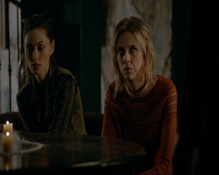 VampireDiaries-dot-nl_TheOriginals4x09QueenDeath0730.jpg VampireDiaries-dot-nl_TheOriginals4x09QueenDeath0730.jpg