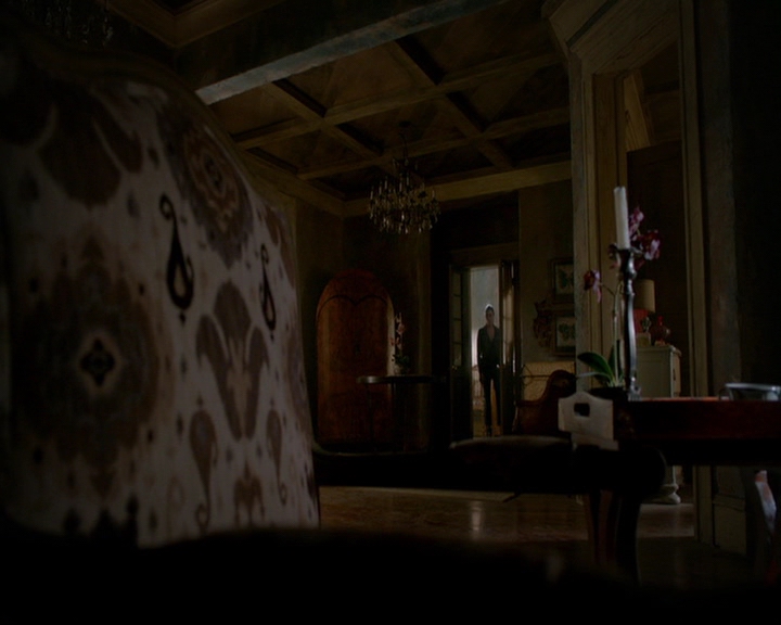 VampireDiaries-dot-nl_TheOriginals4x09QueenDeath0911.jpg