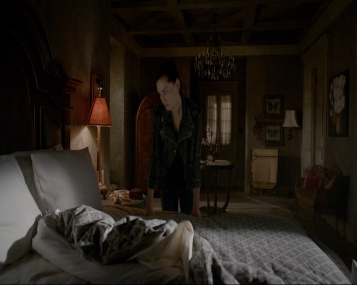 VampireDiaries-dot-nl_TheOriginals4x09QueenDeath0928.jpg VampireDiaries-dot-nl_TheOriginals4x09QueenDeath0928.jpg