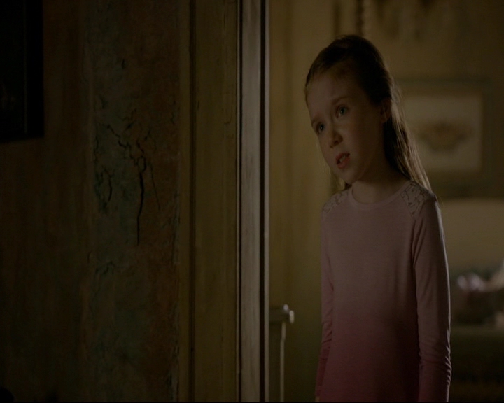 VampireDiaries-dot-nl_TheOriginals4x09QueenDeath0945.jpg