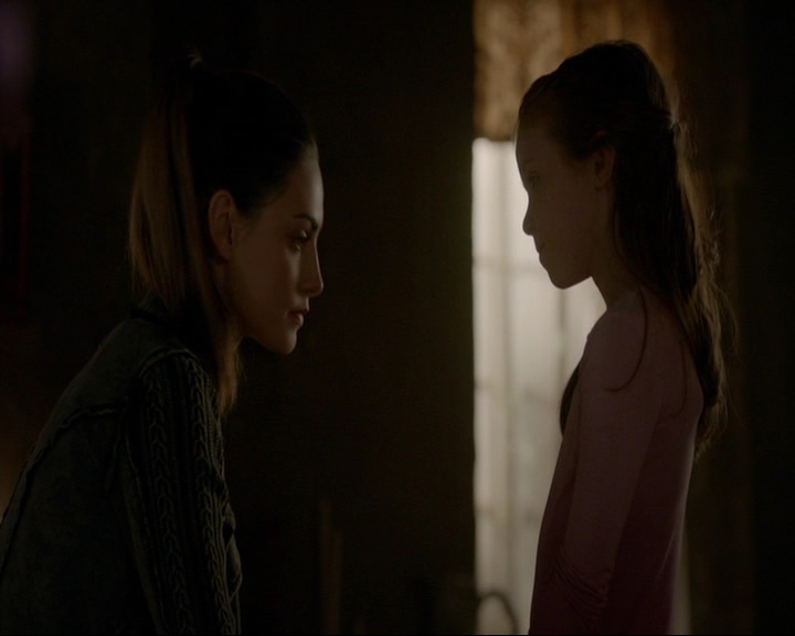 VampireDiaries-dot-nl_TheOriginals4x09QueenDeath0968.jpg