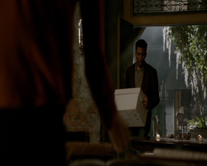 VampireDiaries-dot-nl_TheOriginals4x09QueenDeath0983.jpg