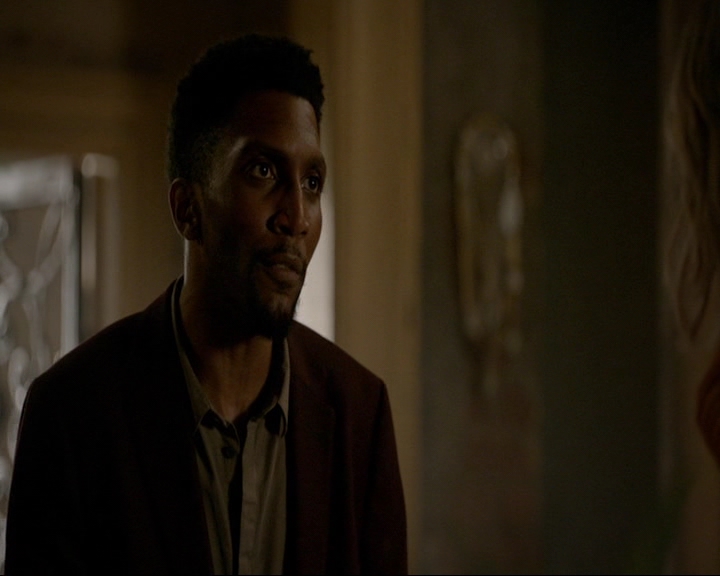 VampireDiaries-dot-nl_TheOriginals4x09QueenDeath1031.jpg