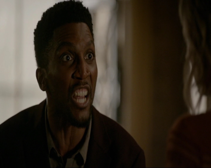 VampireDiaries-dot-nl_TheOriginals4x09QueenDeath1051.jpg