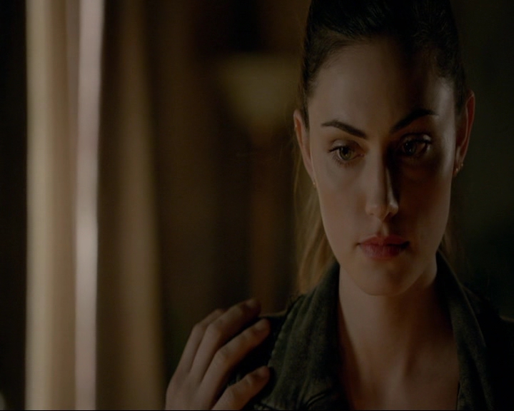 VampireDiaries-dot-nl_TheOriginals4x09QueenDeath1168.jpg VampireDiaries-dot-nl_TheOriginals4x09QueenDeath1168.jpg
