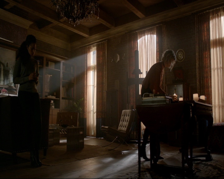 VampireDiaries-dot-nl_TheOriginals4x09QueenDeath1186.jpg