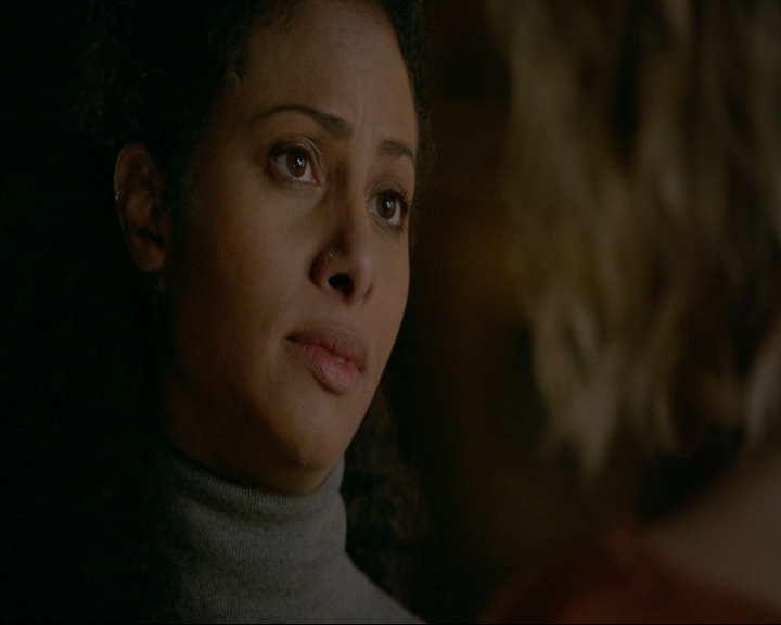 VampireDiaries-dot-nl_TheOriginals4x09QueenDeath1219.jpg VampireDiaries-dot-nl_TheOriginals4x09QueenDeath1219.jpg