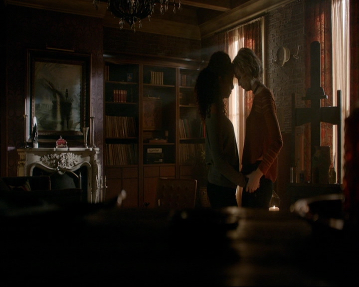 VampireDiaries-dot-nl_TheOriginals4x09QueenDeath1269.jpg VampireDiaries-dot-nl_TheOriginals4x09QueenDeath1269.jpg