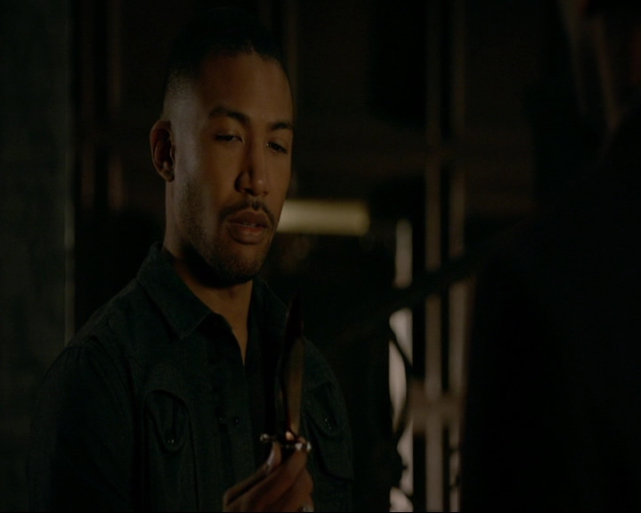 VampireDiaries-dot-nl_TheOriginals4x09QueenDeath1314.jpg VampireDiaries-dot-nl_TheOriginals4x09QueenDeath1314.jpg