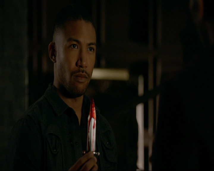 VampireDiaries-dot-nl_TheOriginals4x09QueenDeath1317.jpg VampireDiaries-dot-nl_TheOriginals4x09QueenDeath1317.jpg