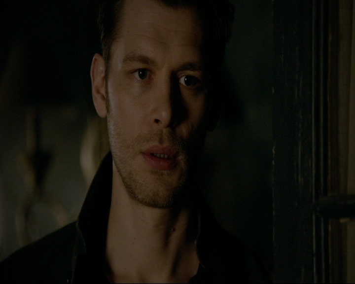 VampireDiaries-dot-nl_TheOriginals4x09QueenDeath1358.jpg