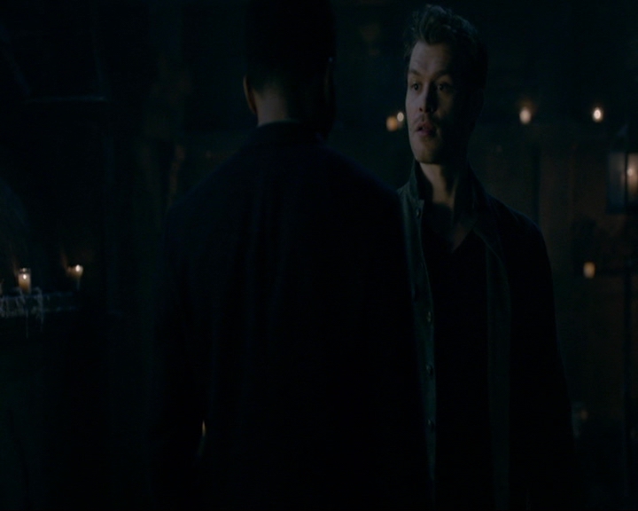 VampireDiaries-dot-nl_TheOriginals4x09QueenDeath1392.jpg