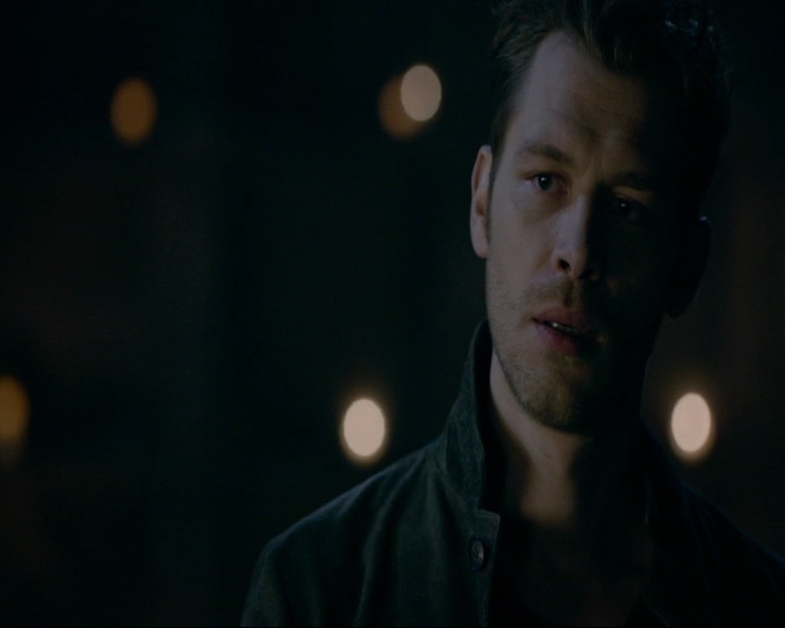 VampireDiaries-dot-nl_TheOriginals4x09QueenDeath1426.jpg