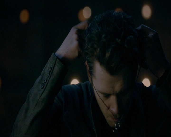 VampireDiaries-dot-nl_TheOriginals4x09QueenDeath1430.jpg